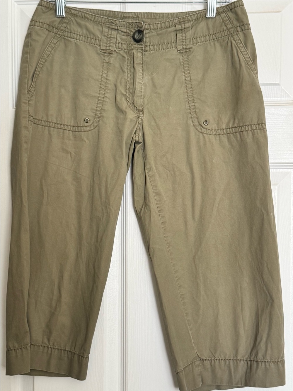 Women’s Caslon Tan Cropped Chinos